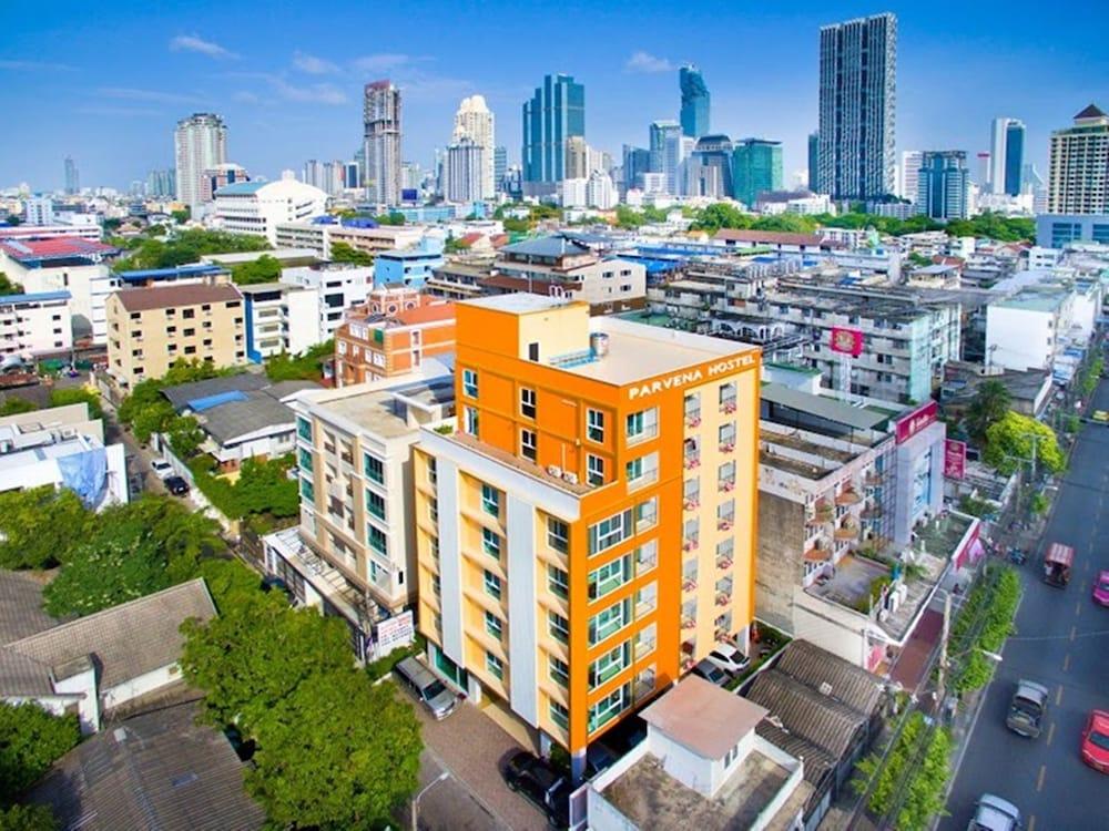 Parvena Hotel Bangkok Exterior photo